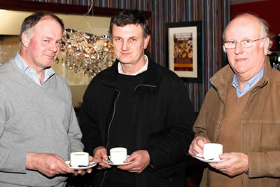 Cyril Armstrong and Gary Hawkes, Omagh and Con Williamson, Crumlin enjoying a cuppa